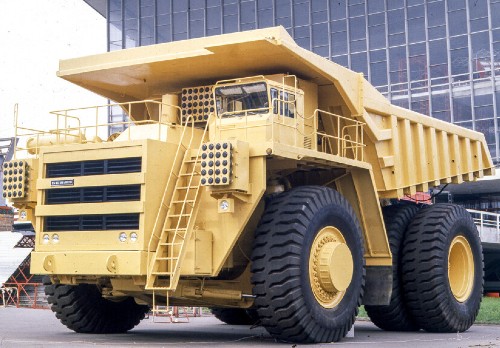 БЕЛАЗ-75211 (180 т)